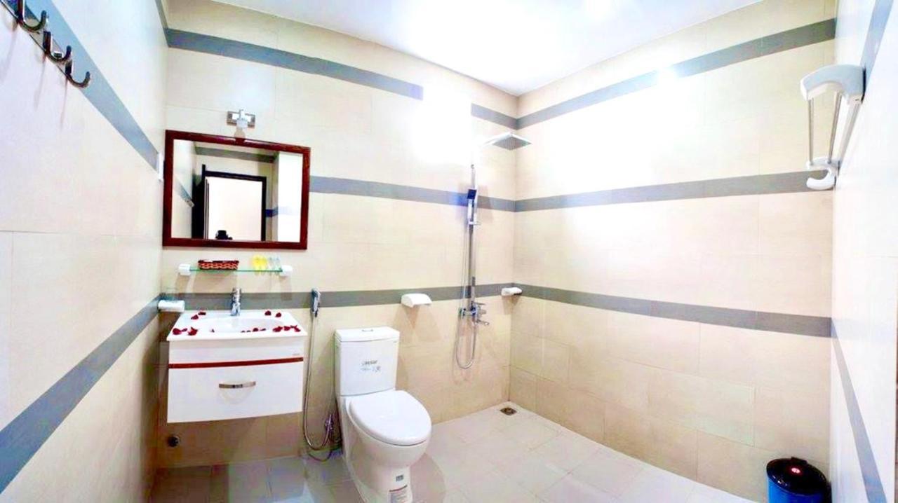 Hanoi Blue Hotel - The Water Front Da Nang Esterno foto