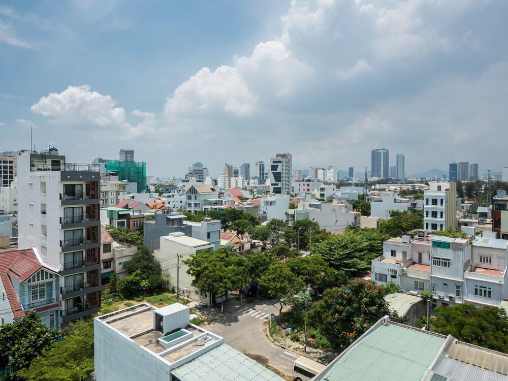 Hanoi Blue Hotel - The Water Front Da Nang Esterno foto