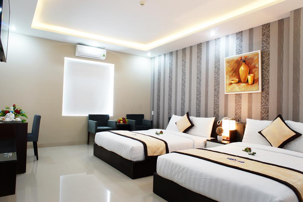 Hanoi Blue Hotel - The Water Front Da Nang Esterno foto